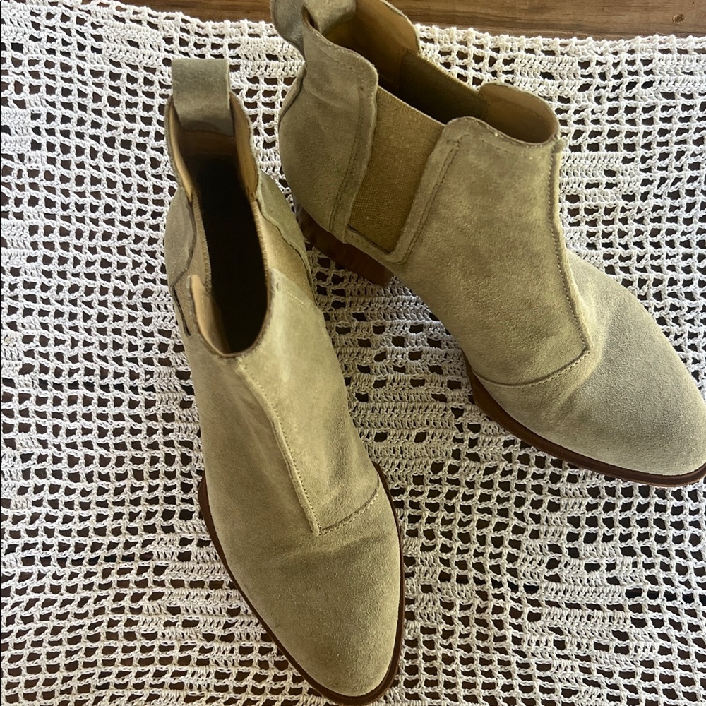 RAG & BONE CHELSEA BOOTS SIZE 36.5 NWOT